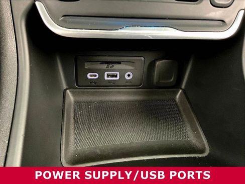 Used 2021 GMC Terrain SLT w/ LPO, Floor Liner Package FWD image 16