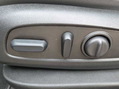 Used 2023 Chevrolet Blazer LT image 14