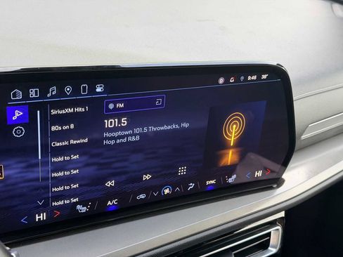 Used 2024 Chevrolet Traverse LS w/ Midnight/Sport Edition image 28