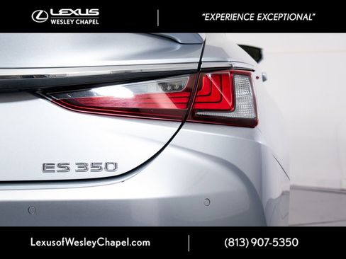 Used 2023 Lexus ES 350 w/ Premium Package FWD image 8