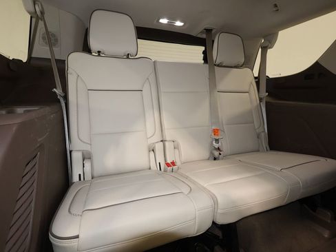 Used 2021 GMC Yukon Denali w/ Denali Ultimate Package image 28