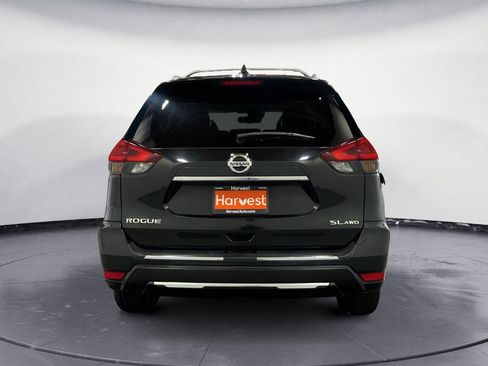 Used 2018 Nissan Rogue SL w/ Premium Package AWD/4WD image 8