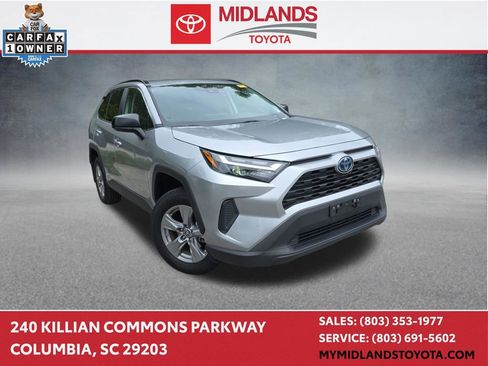 Used 2023 Toyota RAV4 LE AWD/4WD image 1