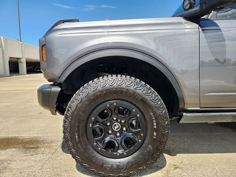 Used 2023 Ford Bronco Badlands AWD/4WD image 4