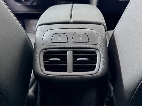 Used 2023 Buick Envision Avenir image 27