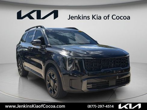 Certified 2025 Kia Sorento SX Prestige w/ Olive Brown Leather Package AWD/4WD image 2