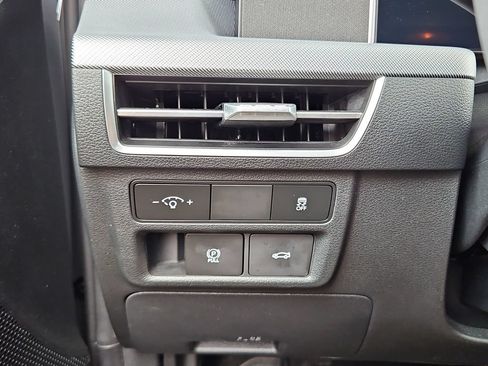 Used 2024 Hyundai Sonata SEL FWD image 15