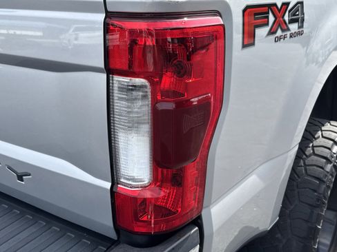 Used 2018 Ford F250 Lariat AWD/4WD image 11