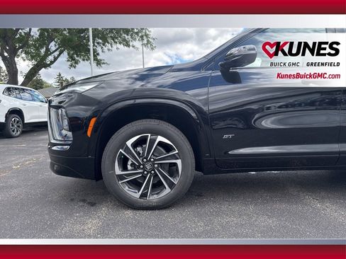 New 2026 Buick Enclave Sport Touring w/ LPO, Floor Liner Package image 12