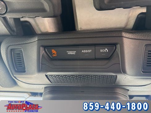 Used 2025 Jeep Wrangler Unlimited Rubicon 4xe w/ Convenience Group AWD/4WD image 29