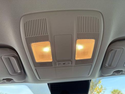 Used 2025 MAZDA CX-5 AWD 2.5 S w/ Select Package image 46