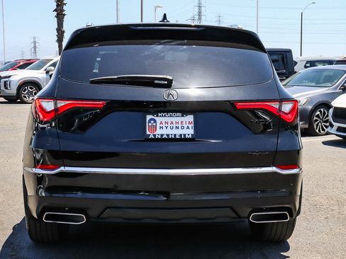 Used 2023 Acura MDX SH-AWD w/ Advance Package image 8
