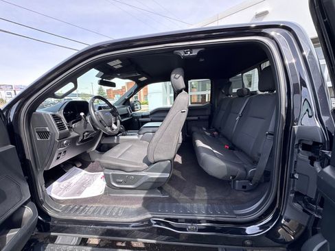 Used 2020 Ford F150 XLT w/ Equipment Group 302A Luxury AWD/4WD image 23