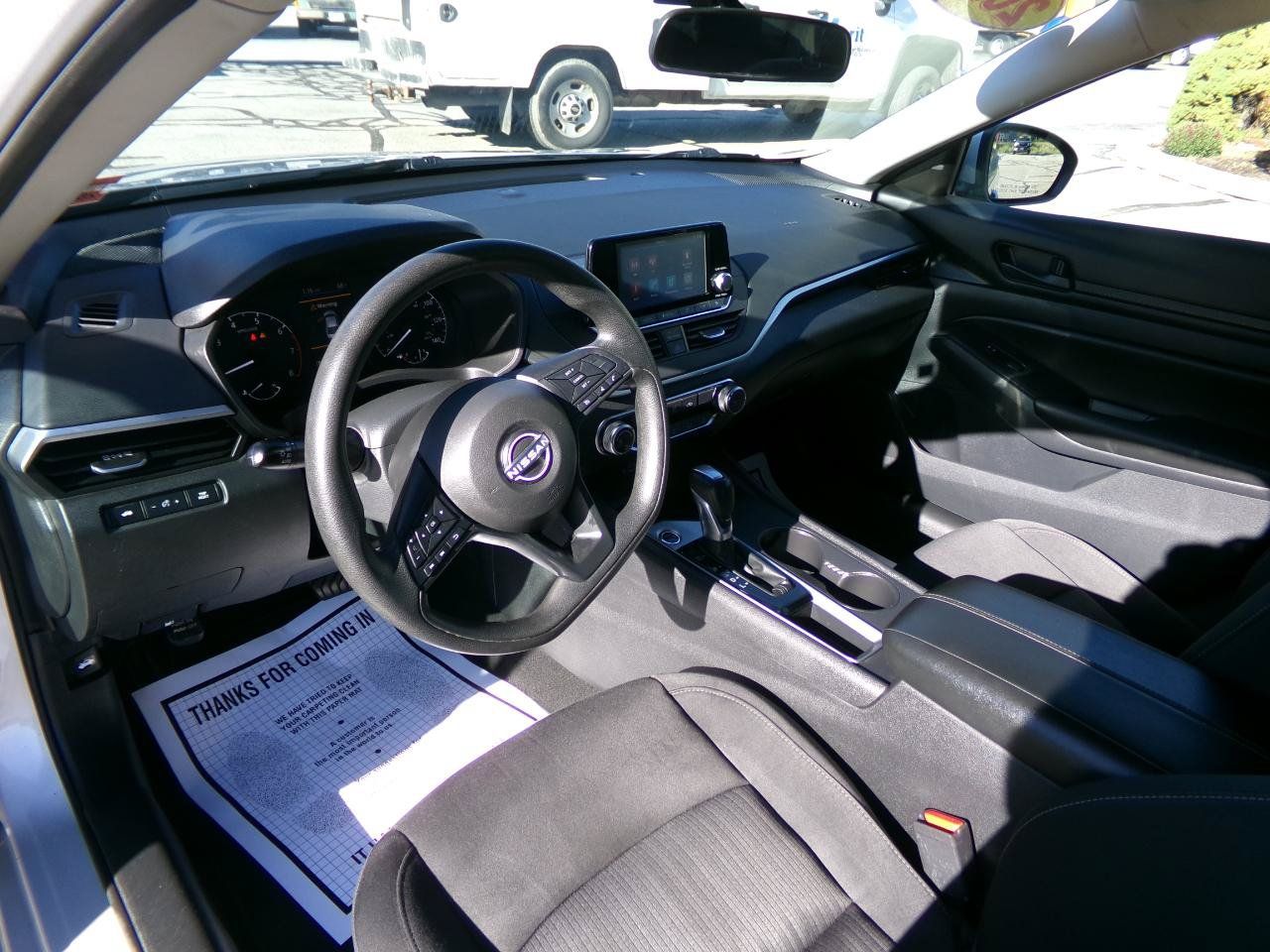 Used 2023 Nissan Altima 2.5 S FWD image 7