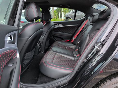 Used 2023 Genesis G70 3.3T w/ Sport Prestige Package RWD image 14