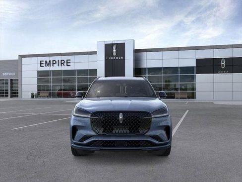 New 2026 Lincoln Aviator AWD image 6