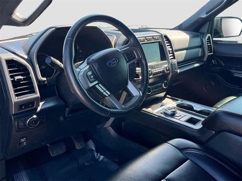 Used 2021 Ford Expedition Max XLT image 9