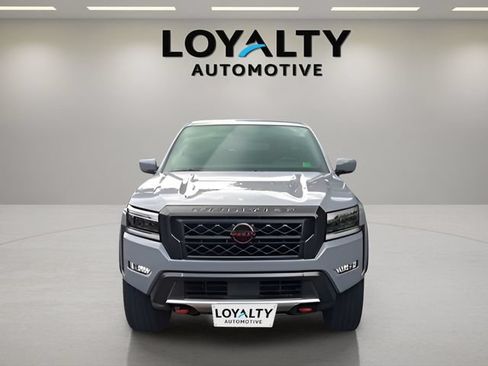 Used 2024 Nissan Frontier PRO-4X w/ Technology Package AWD/4WD image 8