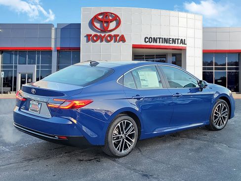 New 2026 Toyota Camry XLE image 5