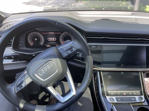 Used 2023 Audi Q7 2.0T Premium Plus w/ Premium Plus Package AWD/4WD image 12