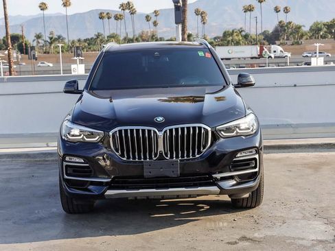 Used 2021 BMW X5 xDrive40i w/ Premium Package image 3