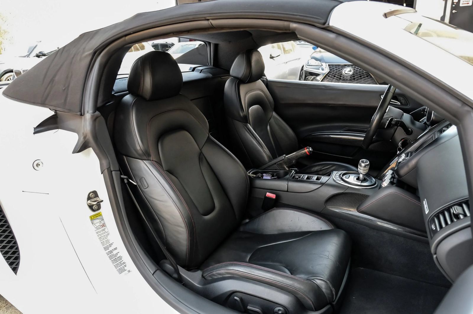 Used 2011 Audi R8 V10 AWD/4WD image 38