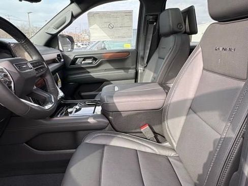 New 2026 GMC Yukon Denali image 13