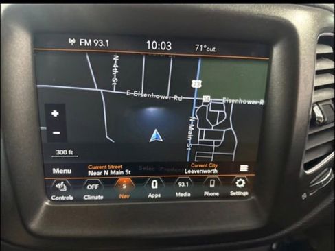 Used 2018 Jeep Compass Trailhawk w/ Navigation Group AWD/4WD image 2