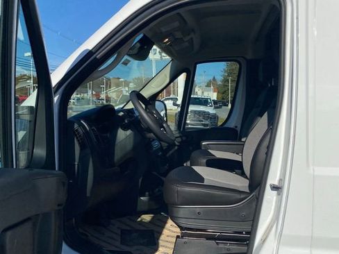 New 2026 RAM ProMaster 2500 w/ Convenience Group FWD image 17