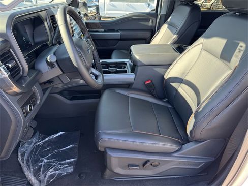 New 2025 Ford F250 Lariat w/ Lariat Ultimate Package image 7
