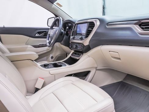 Used 2020 GMC Acadia Denali w/ Technology Package image 15