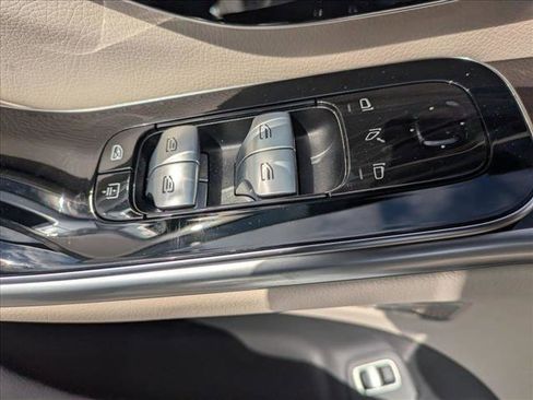 Used 2023 Mercedes-Benz S 500 4MATIC image 7