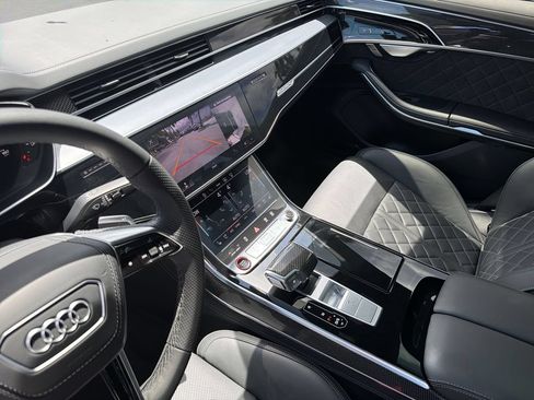 Used 2025 Audi S8 w/ Executive Package AWD/4WD image 24