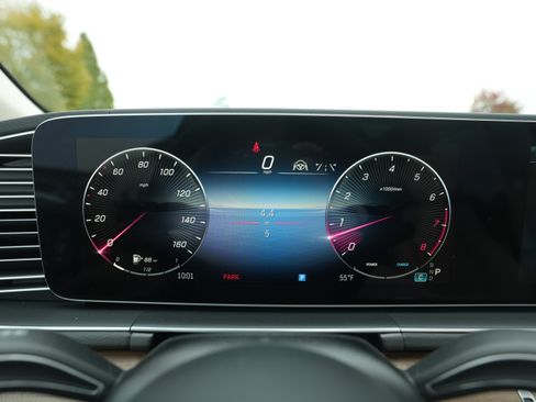 New 2026 Mercedes-Benz GLE 580 4MATIC image 23