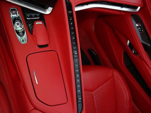 Used 2025 Chevrolet Corvette Z06 w/ Z07 Performance Package image 16