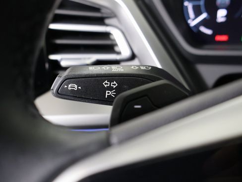 Used 2024 Audi Q4 e-tron Premium Plus image 32