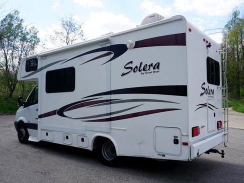 Used 2012 Mercedes-Benz Sprinter 3500 image 3