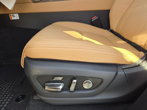 New 2026 Lexus LX 600 4WD w/ Accessory Package (2T) image 17