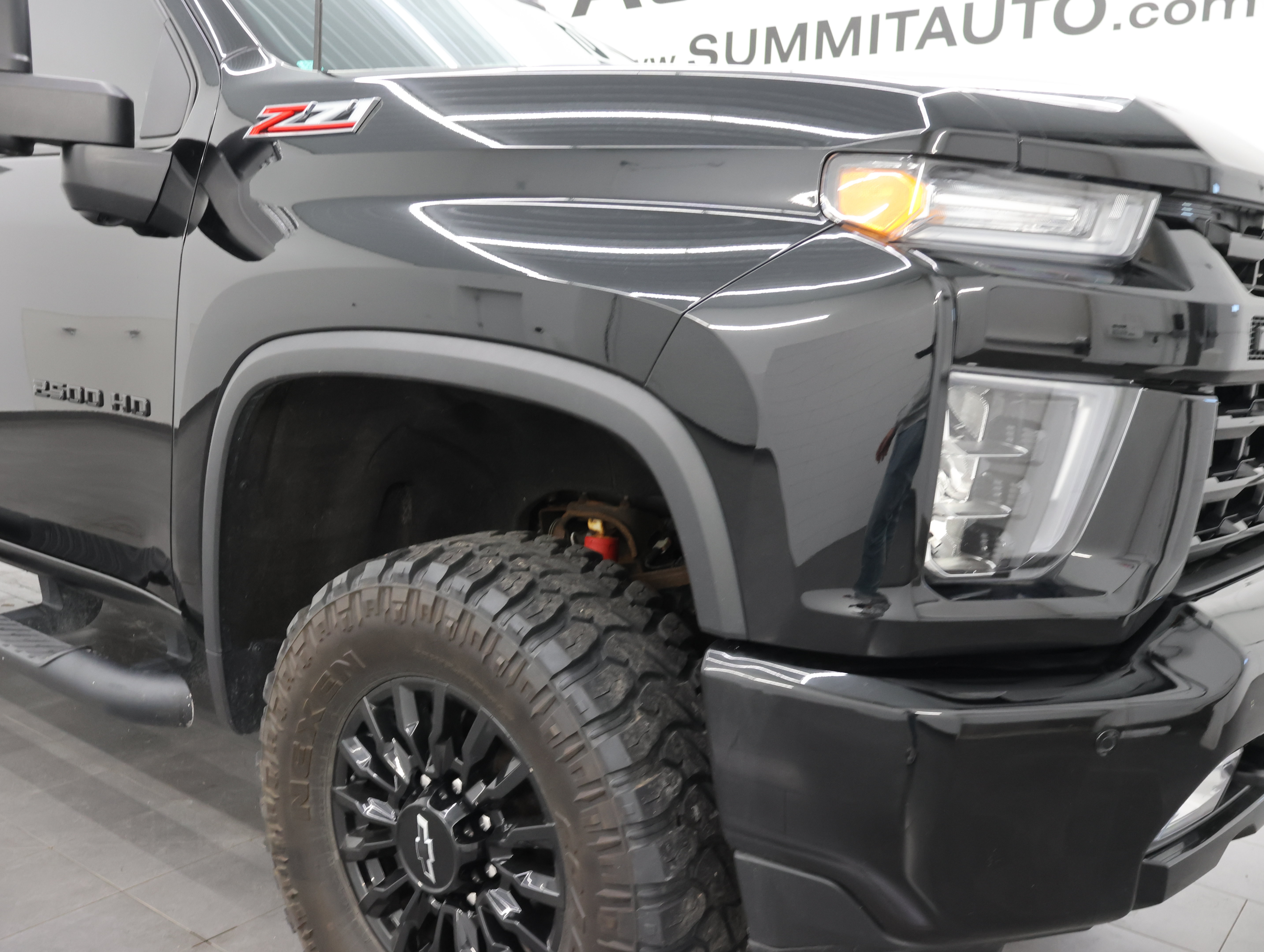 Used 2021 Chevrolet Silverado 2500 LT w/ Midnight Edition AWD/4WD image 22