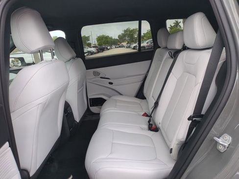 New 2026 Jeep Cherokee Limited AWD/4WD image 15