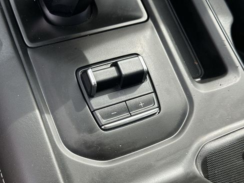 Used 2024 GMC Sierra 1500 AT4X AWD/4WD image 39