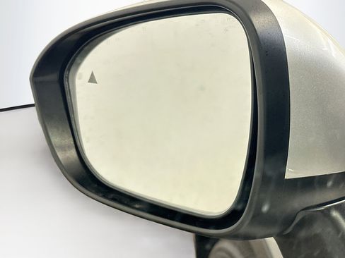Used 2025 Mitsubishi Outlander SE AWD/4WD image 16