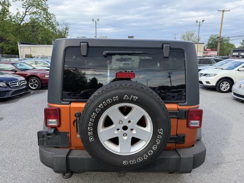 Used 2011 Jeep Wrangler Sport AWD/4WD image 4