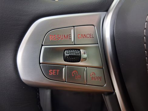 New 2026 BMW X7 xDrive40i w/ Climate Comfort Package image 16