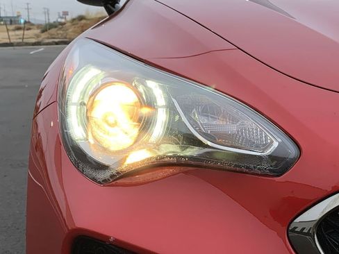 Used 2020 Kia Stinger GT-Line w/ Sun & Sound Package image 9