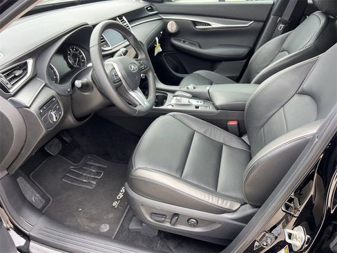 Certified 2025 INFINITI QX50 Luxe image 7