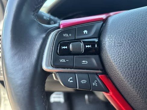 Used 2018 Honda Accord Sport image 11