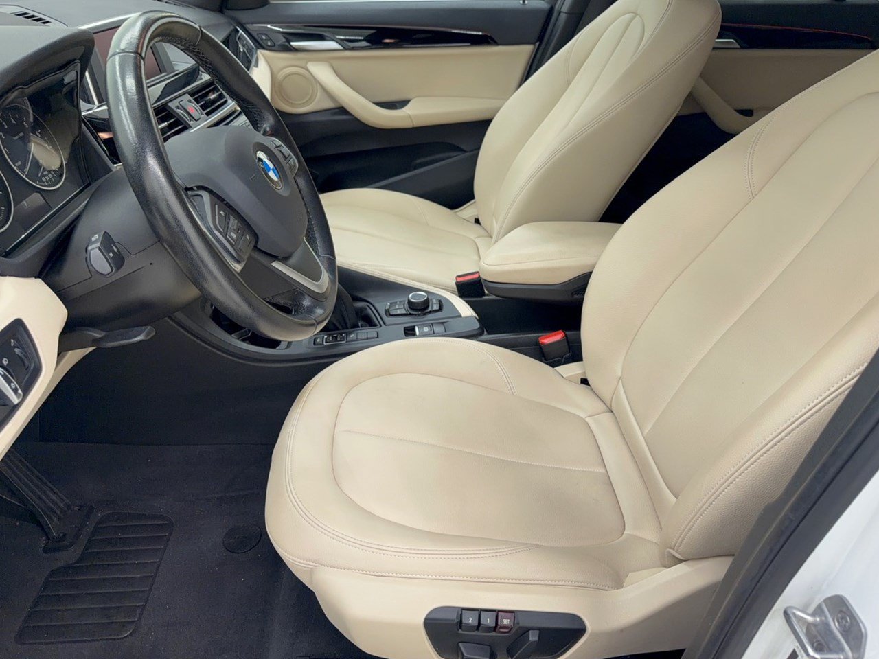 Used 2018 BMW X1 sDrive28i FWD image 5