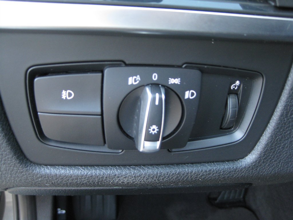 Used 2014 BMW 328i Sedan RWD image 14