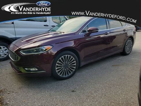 Used 2018 Ford Fusion Titanium FWD image 1